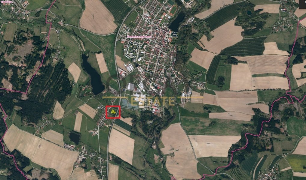 Prodej stavebního pozemku 1 998 m², Kamenice nad Lipou – náhled fotky 3