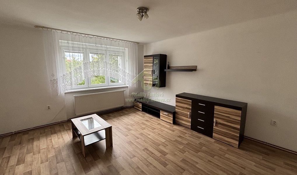 Pronájem bytu 2+1 60 m², Rokycany – náhled fotky 2