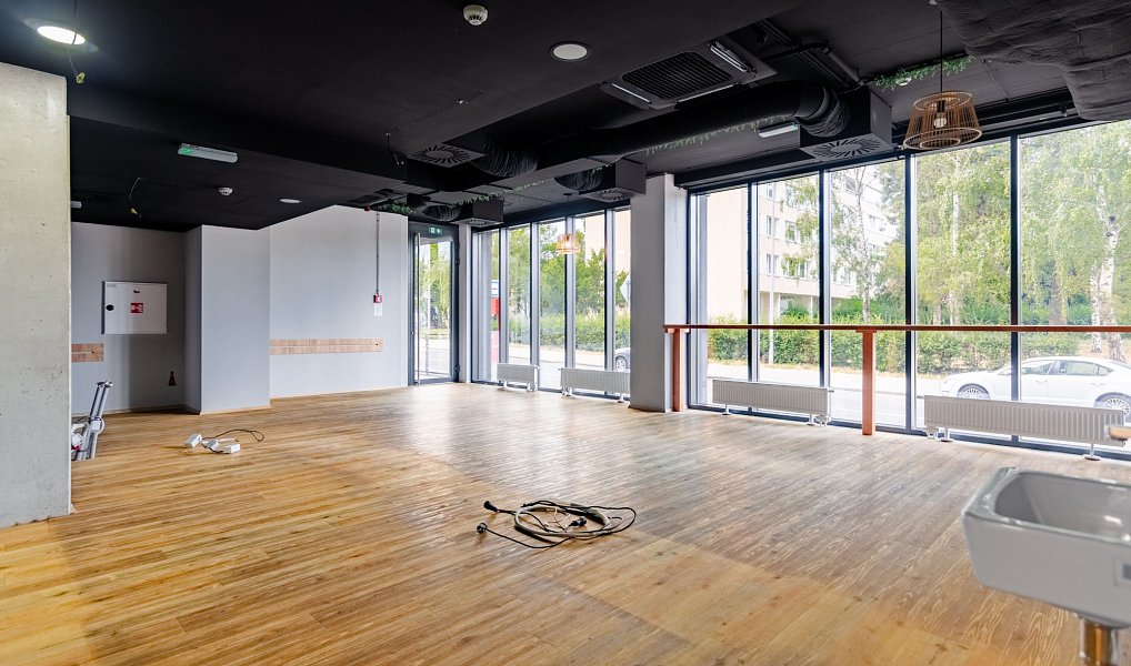 Pronájem obchodních prostor 116 m², Praha – náhled fotky 2