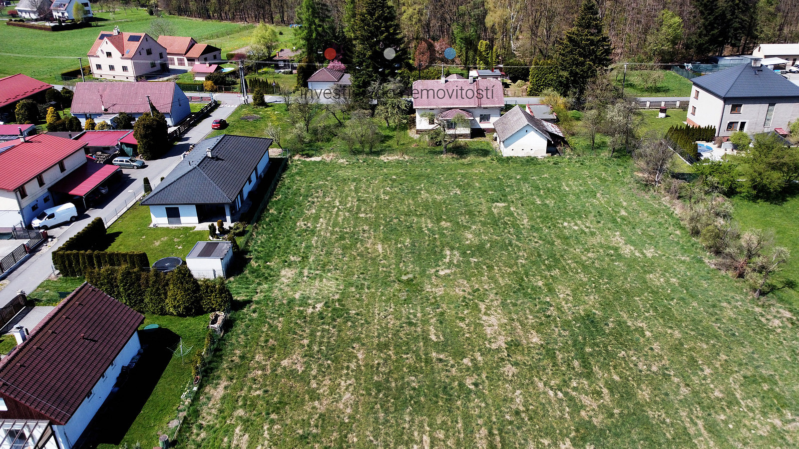 Prodej stavebního pozemku 920 m² – fotografie 4