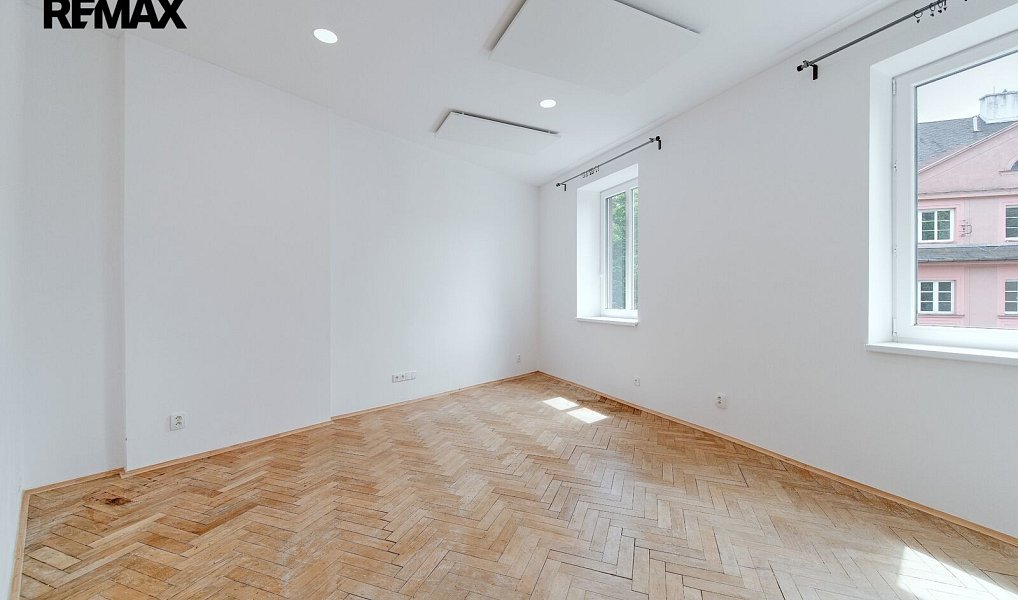 Prodej bytu 2+1 50 m², Aš – náhled fotky 5
