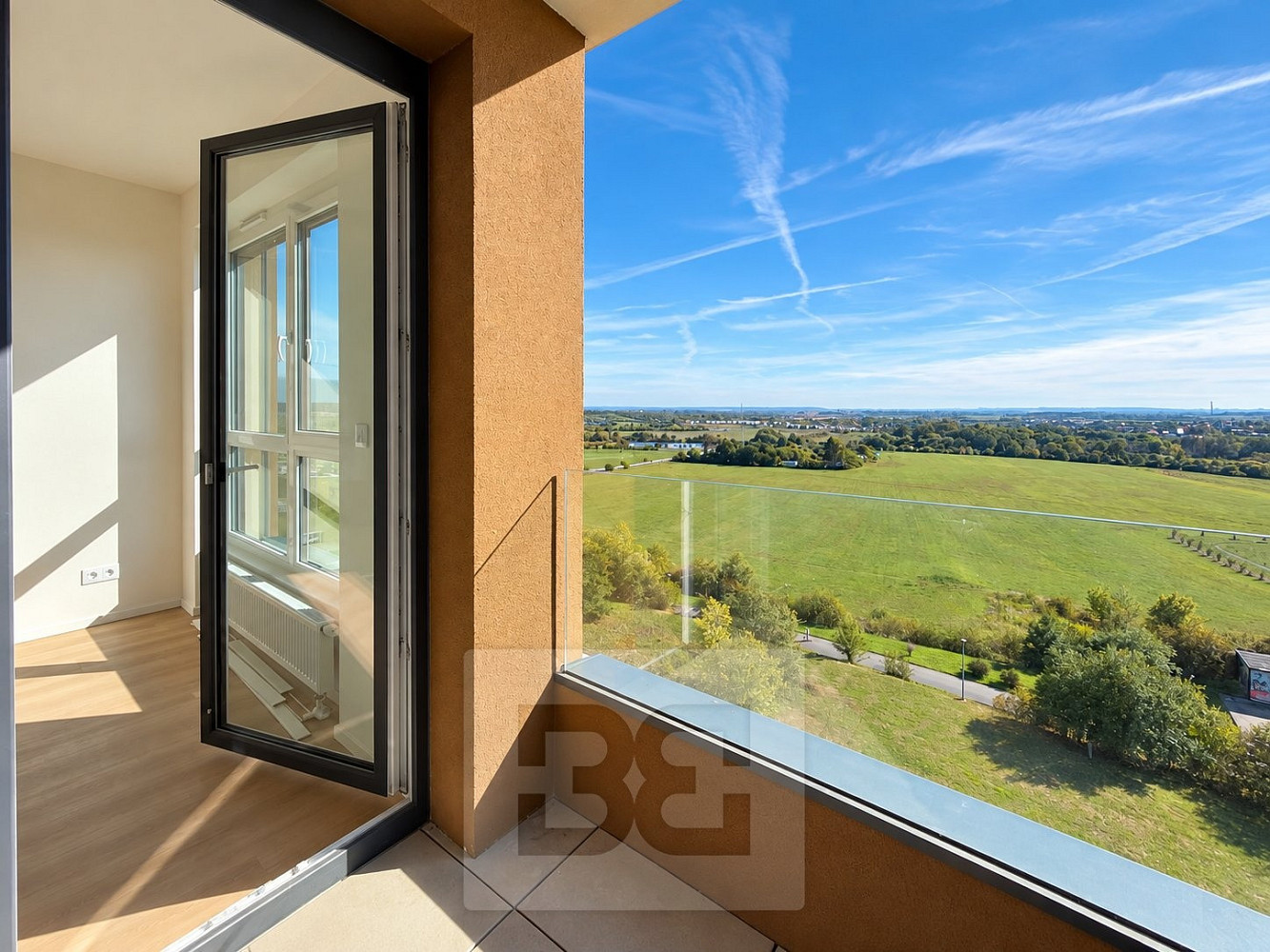 Pronájem bytu 2+kk 39 m² – fotografie 4