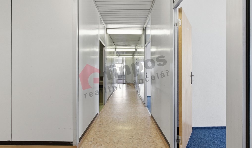 Pronájem kanceláře 483 m², Tábor – náhled fotky 9