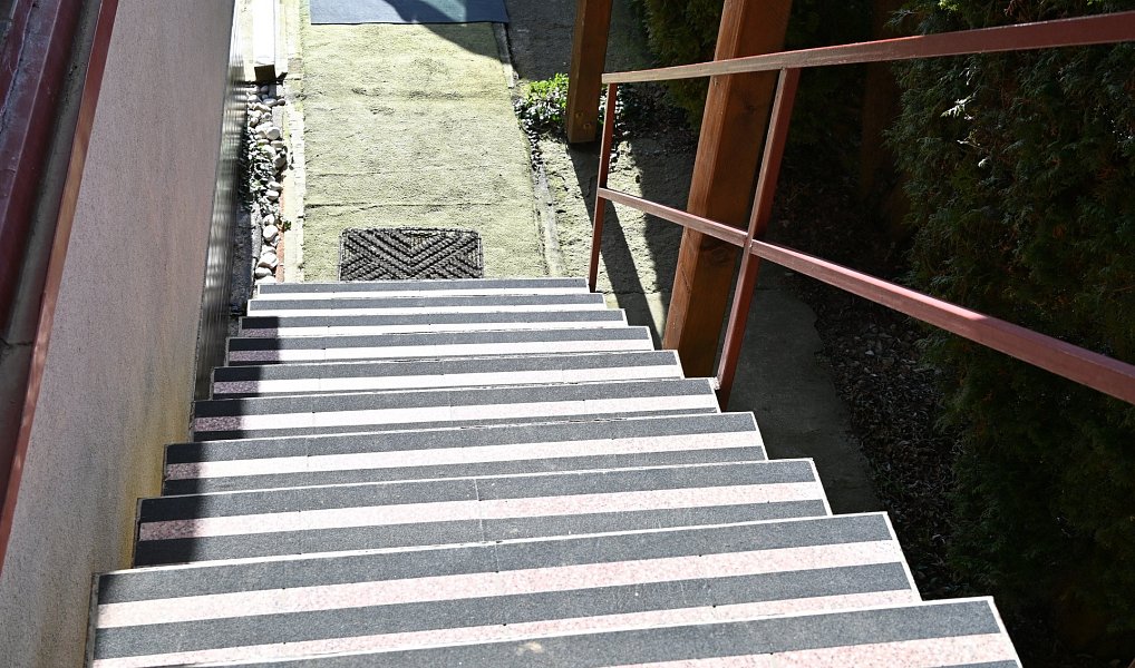 Prodej domu 302 m² s pozemkem 800 m², Oborná – náhled fotky 31