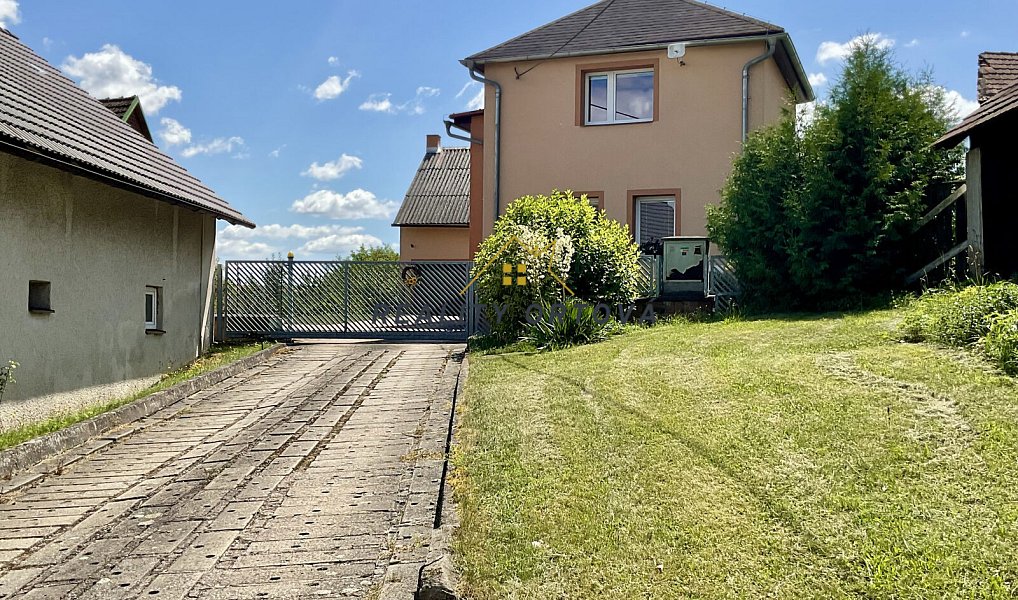 Prodej domu 166 m² s pozemkem 2 688 m², Třebnouševes – náhled fotky 22