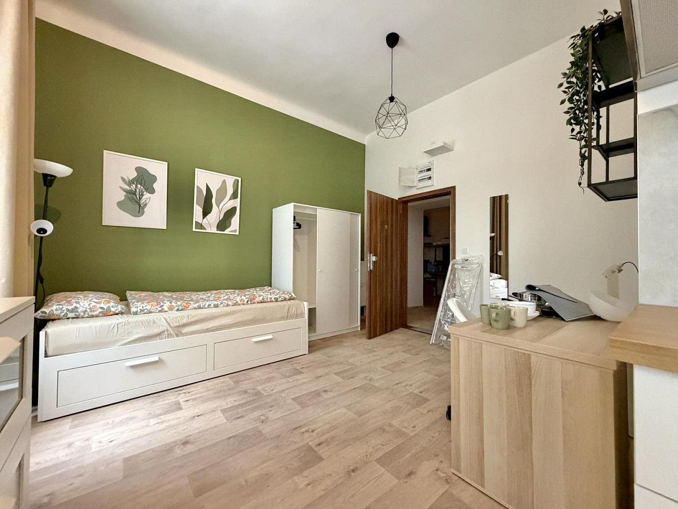 Pronájem bytu 1+kk 35 m² — photo 3