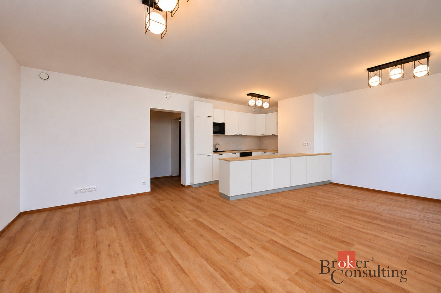 Pronájem bytu 3+kk 99 m²