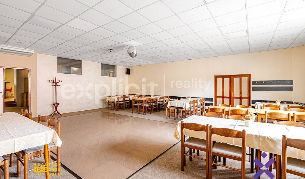 Prodej restaurace 1 000 m², Bojkovice – náhled fotky 12