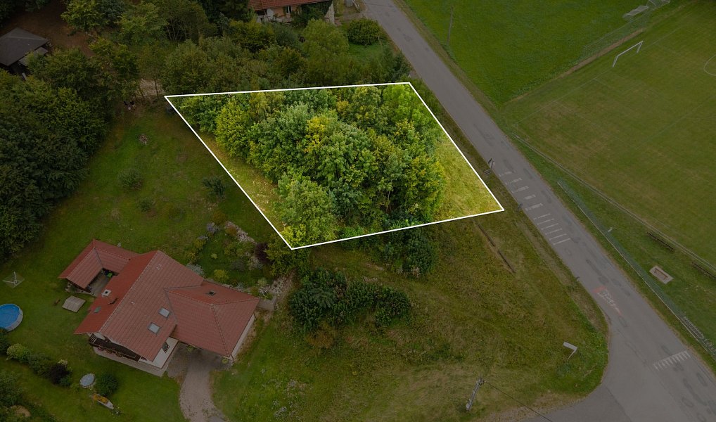 Prodej stavebního pozemku 1 095 m², Horní Újezd – náhled fotky 2