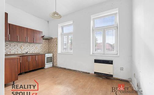 Prodej domu 244 m² s pozemkem 380 m², 1. máje, Nové Město nad Metují - Krčín, okres Náchod