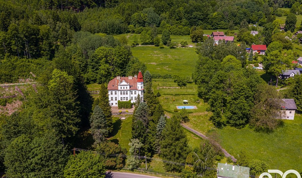 Prodej domu 680 m² s pozemkem 5 000 m², Cvikov – náhled fotky 3