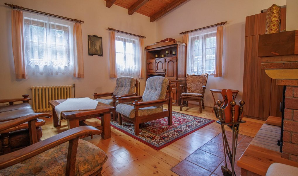 Prodej chaty/chalupy 152 m² s pozemkem 4 929 m², Kolinec – náhled fotky 19
