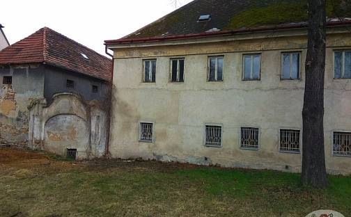 Prodej stavebního pozemku 11 147 m²