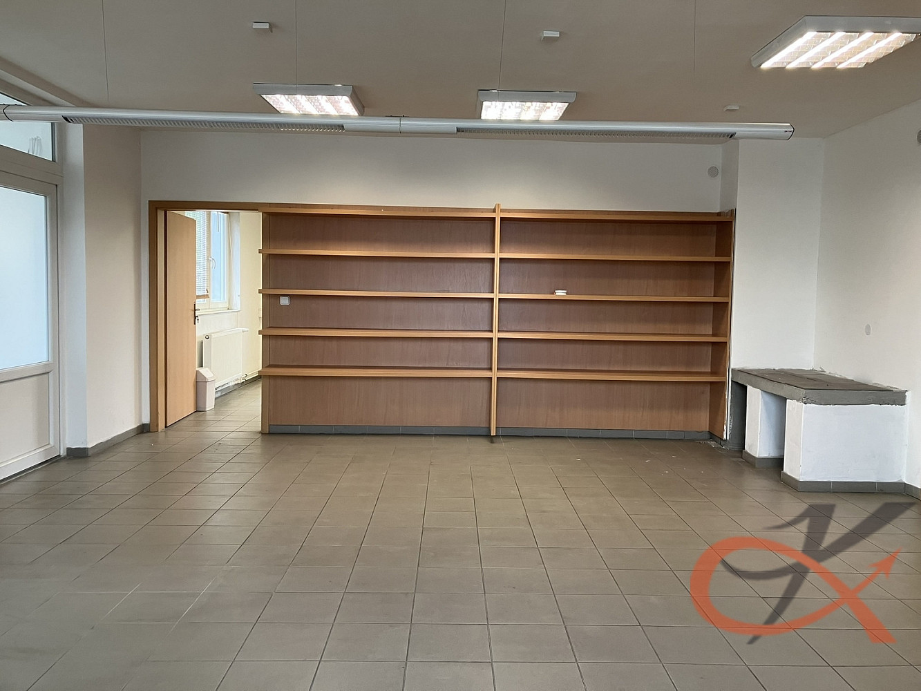 Pronájem kanceláře 42 m² – fotografie 4