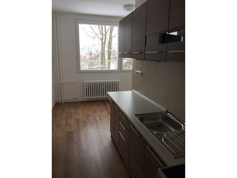 Pronájem bytu 2+1 63 m² – fotografie 3