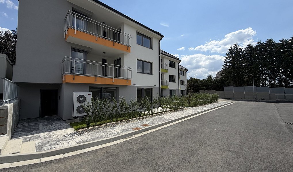 Pronájem bytu 2+kk 48 m², Napajedla – náhled fotky 15