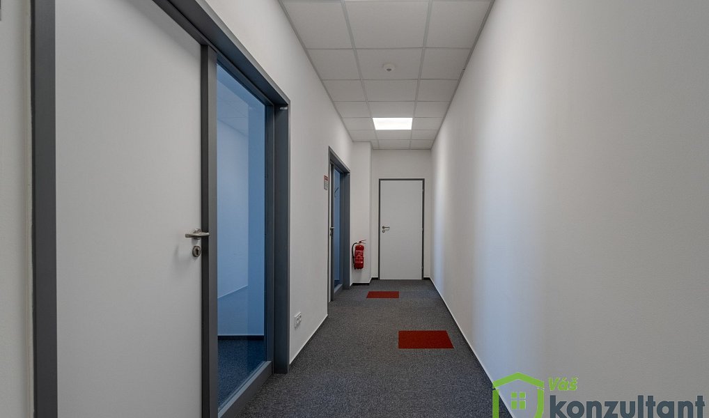 Pronájem výrobních prostor 3 000 m², Ostrava – náhled fotky 20
