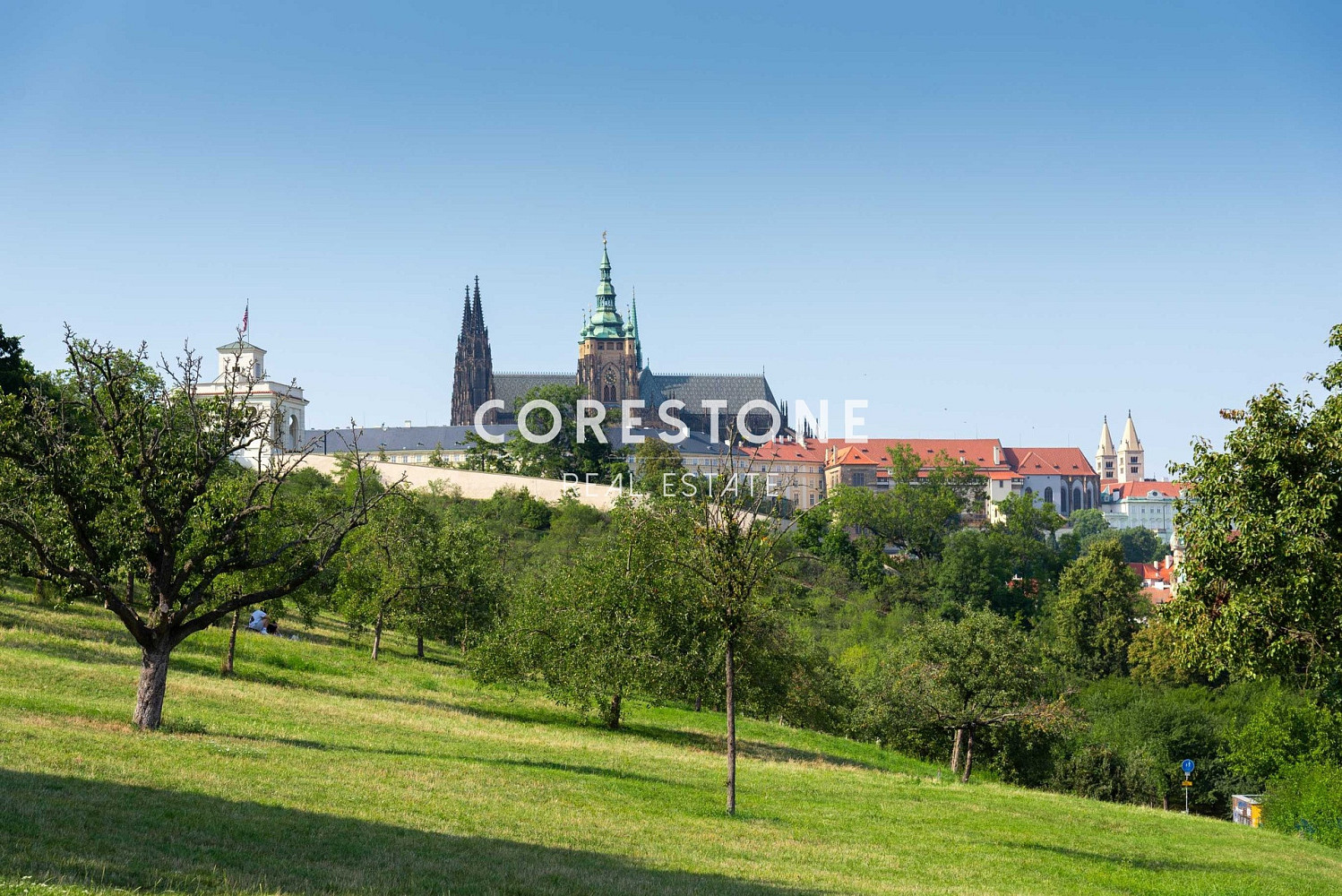Prodej nájemního domu, činžáku 900 m² – fotografie 2