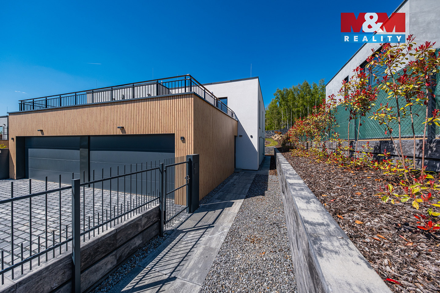 Prodej domu 219 m² s pozemkem 940 m² — photo 3