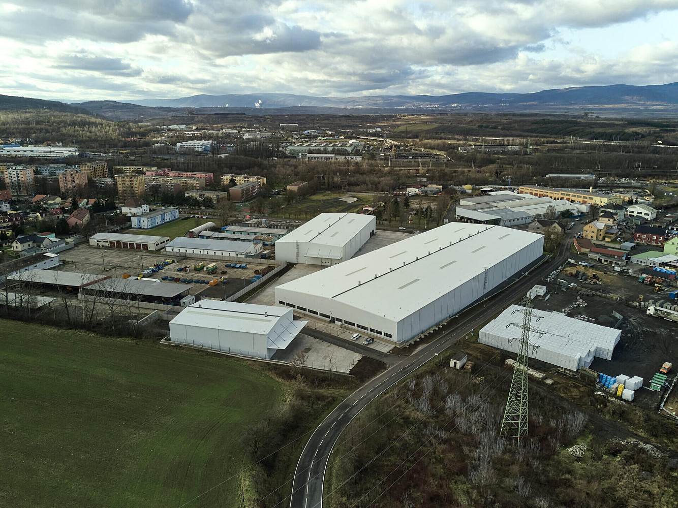 Pronájem skladovacích prostor 13 211 m² – fotografie 2