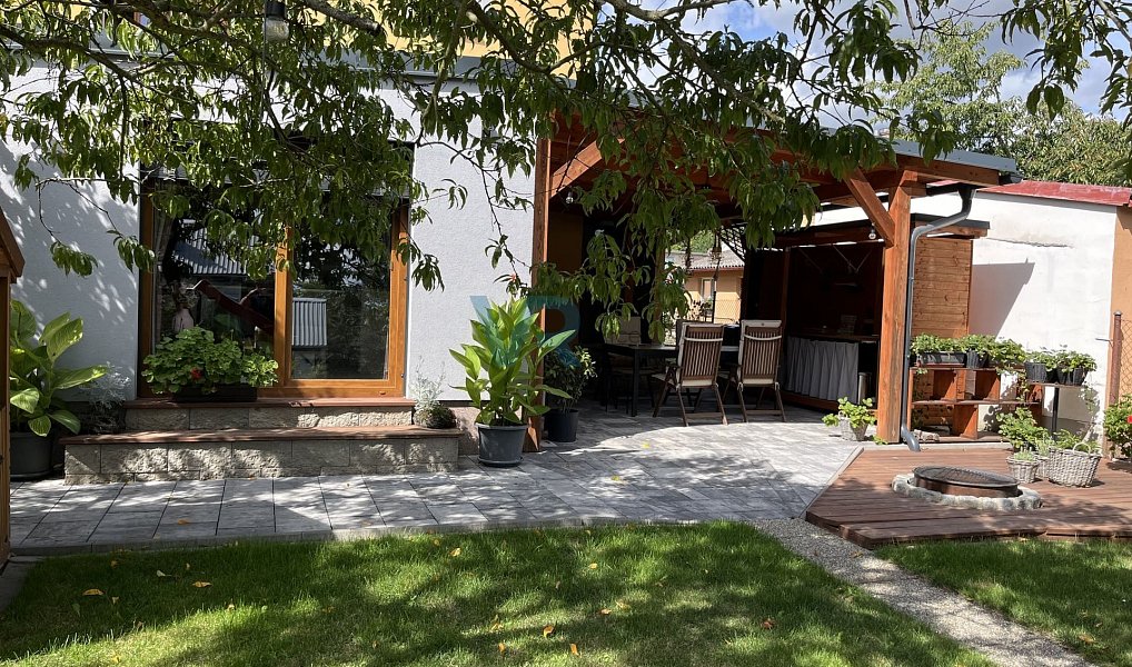 Prodej domu 150 m² s pozemkem 779 m², Planá – náhled fotky 8
