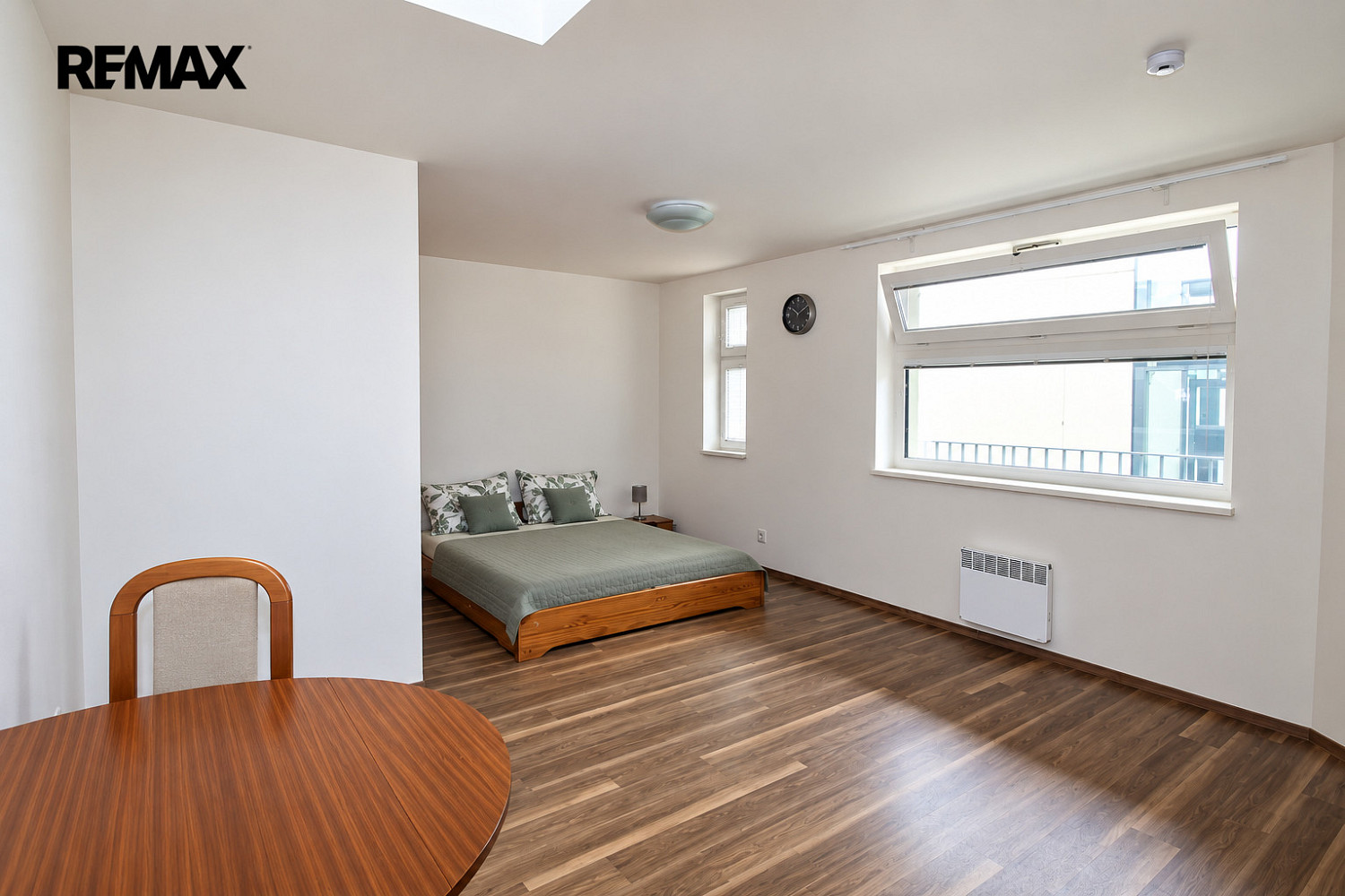 Pronájem bytu 1+kk 38 m²