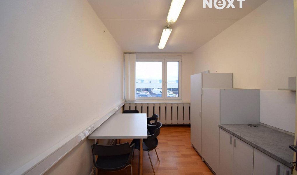 Pronájem kanceláře 80 m², Kladno – náhled fotky 8