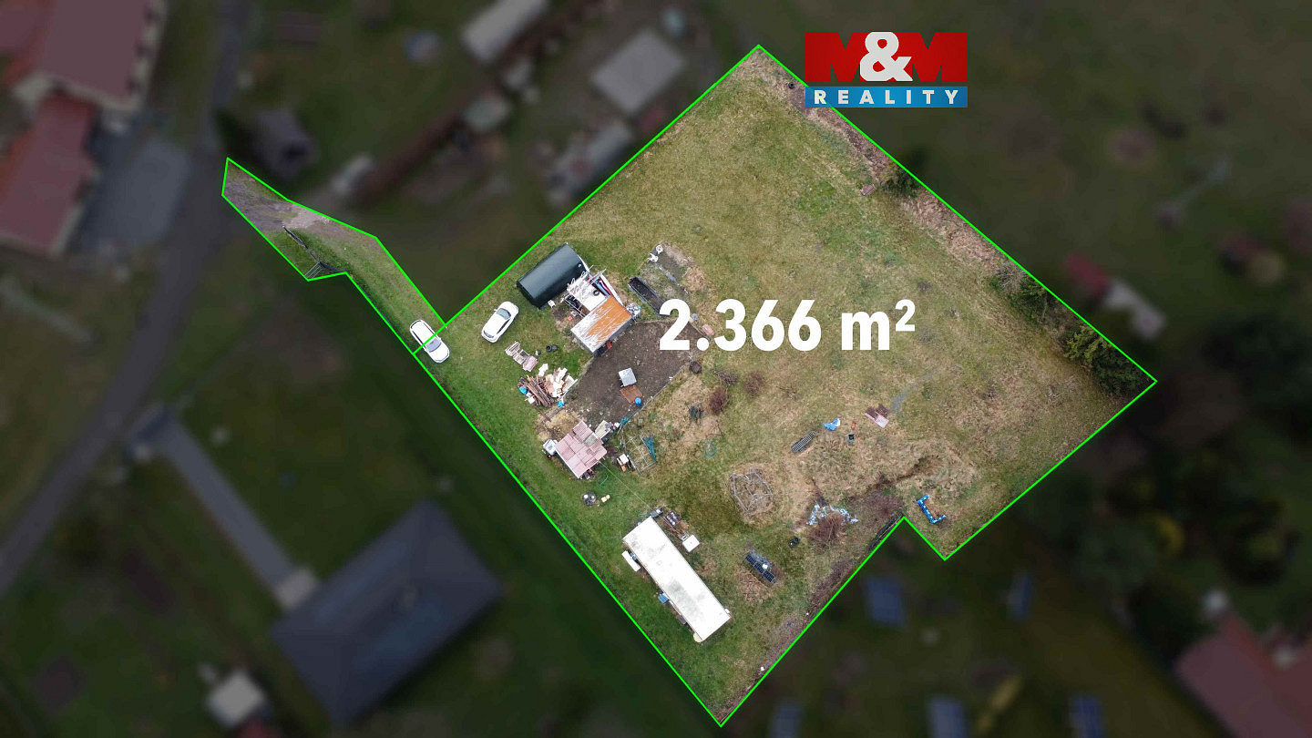 Prodej stavebního pozemku 2 366 m²