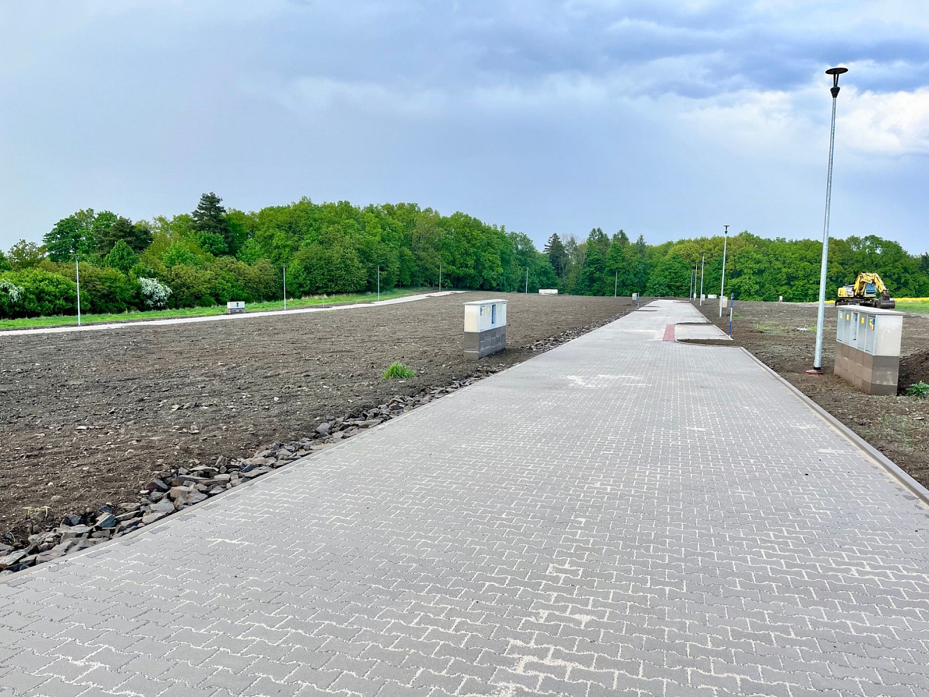 Prodej stavebního pozemku 901 m² – fotografie 2