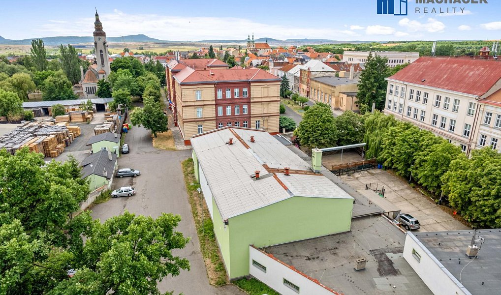 Prodej restaurace 669 m², Duchcov – náhled fotky 32