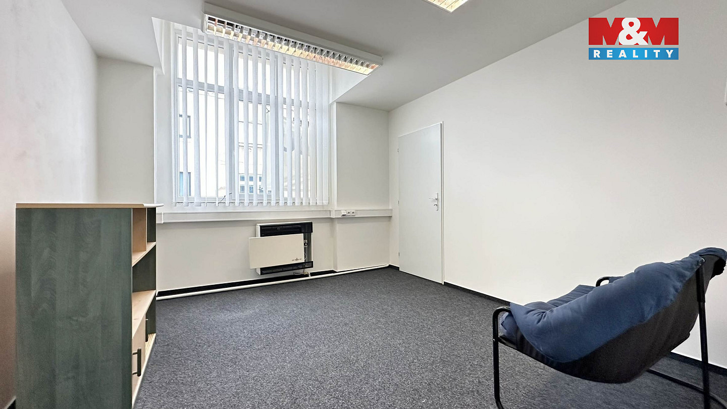 Pronájem kanceláře 57 m² – fotografie 2