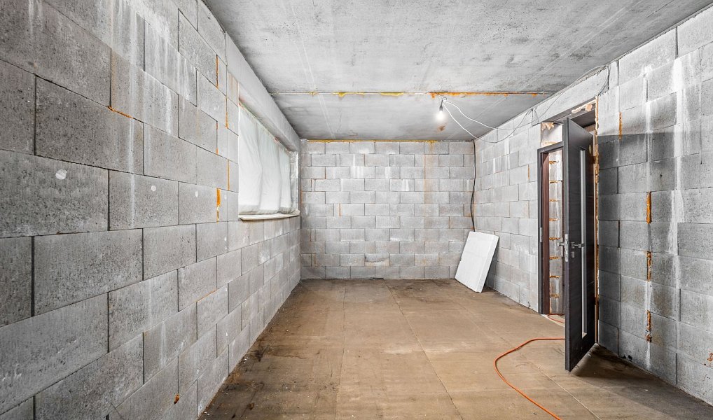 Prodej domu 322 m² s pozemkem 1 256 m², Rudolfov – náhled fotky 14