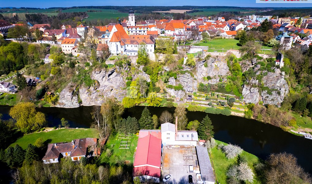 Prodej výrobních prostor 3 615 m², Bechyně – náhled fotky 4