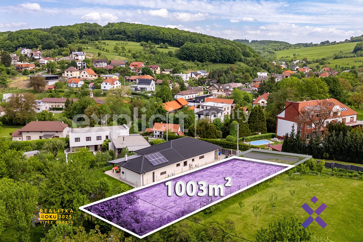 Prodej stavebního pozemku 1 003 m²