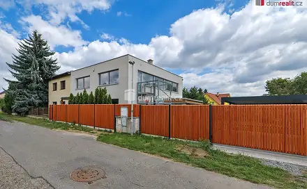 Prodej domu 168 m² s pozemkem 565 m², Dominínská, Praha 5 - Slivenec