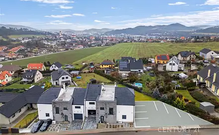 Prodej domu 600 m² s pozemkem 1 700 m², Trubín, okres Beroun