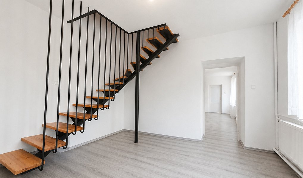 Prodej domu 154 m² s pozemkem 431 m², Jesenice – náhled fotky 10