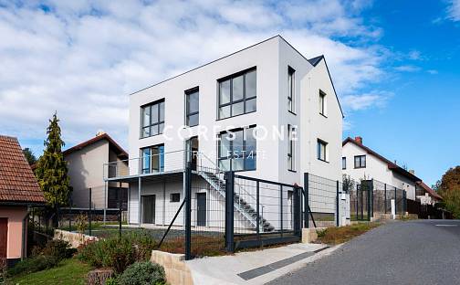 Prodej bytu 6+kk 248 m², Na Dubince, Jevany, okres Praha-východ