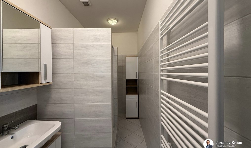 Pronájem bytu 2+kk 42 m², Železnice – náhled fotky 11