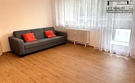 Pronájem bytu 2+kk 48 m²