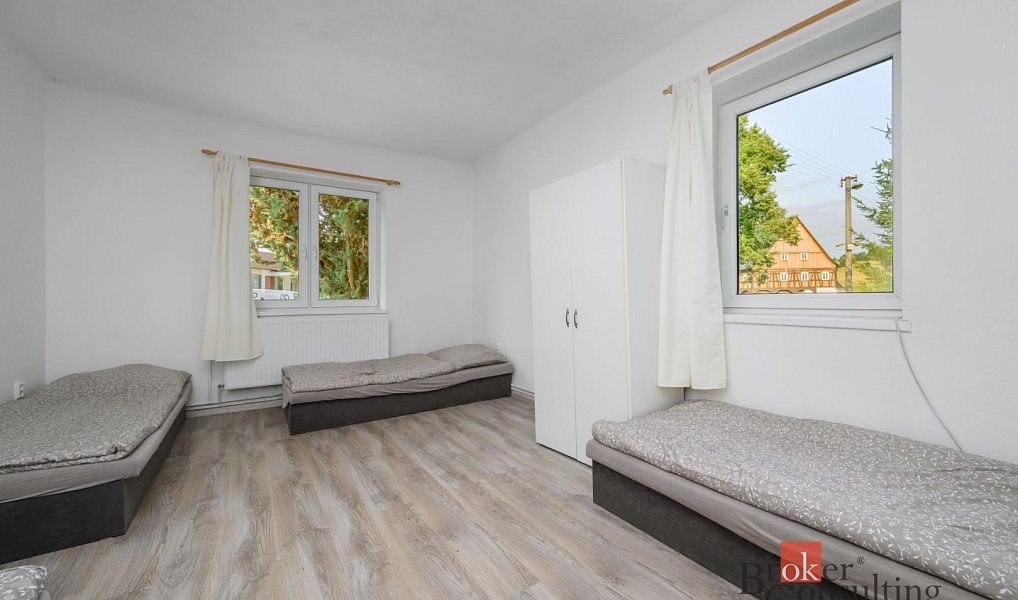 Prodej domu 240 m² s pozemkem 888 m², Bulovka – náhled fotky 14