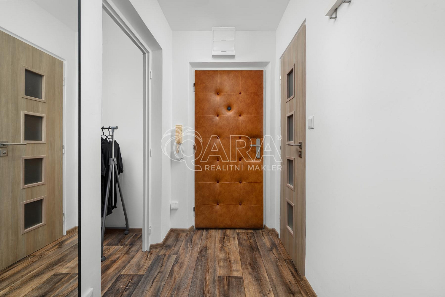 Pronájem bytu 1+kk 34 m² – fotografie 5