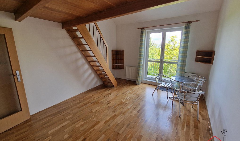 Pronájem bytu 3+kk 99 m², Praha – náhled fotky 10