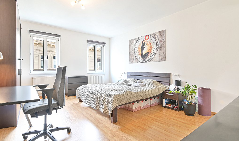 Pronájem bytu 3+kk 83 m², Praha – náhled fotky 8