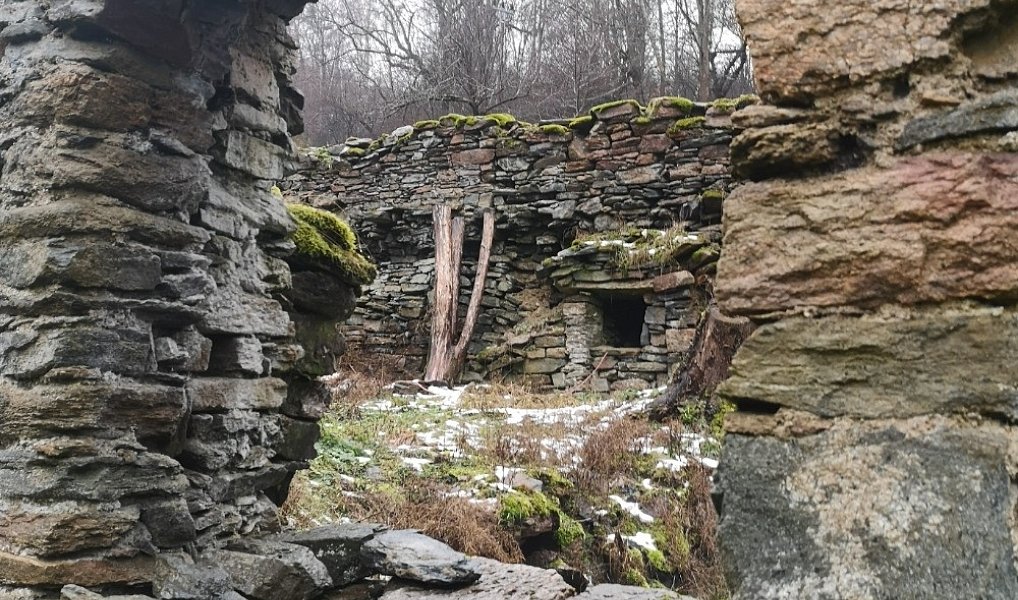 Prodej chaty/chalupy 300 m² s pozemkem 4 419 m², Stráž nad Ohří – náhled fotky 16