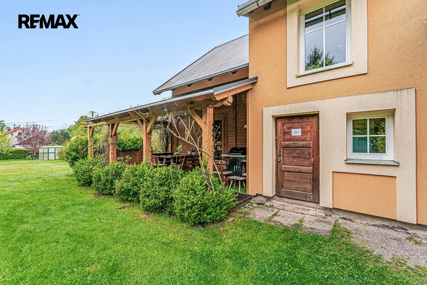 Prodej domu 161 m² s pozemkem 1 099 m² — photo 2