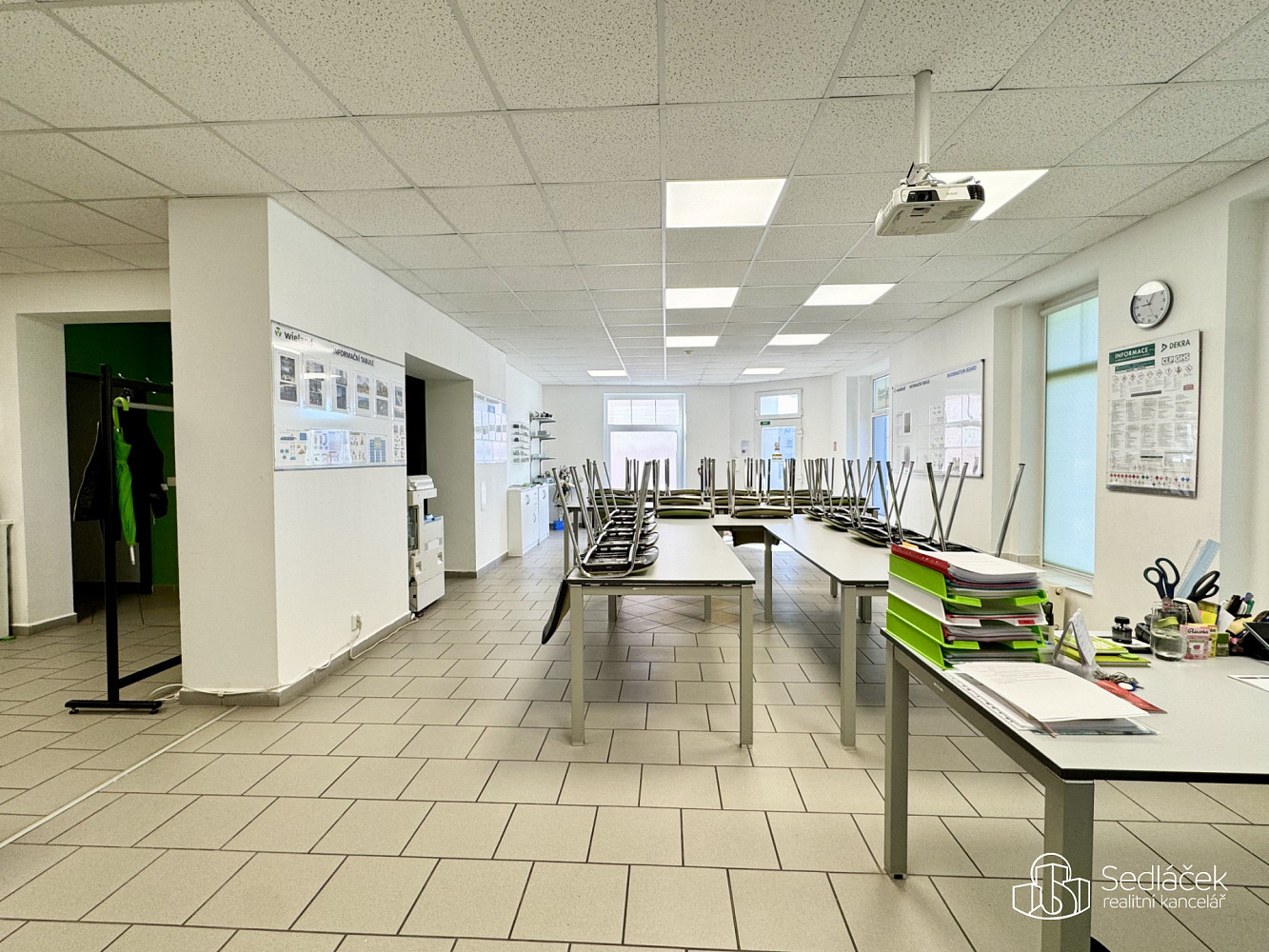 Pronájem obchodních prostor 100 m² – fotografie 3