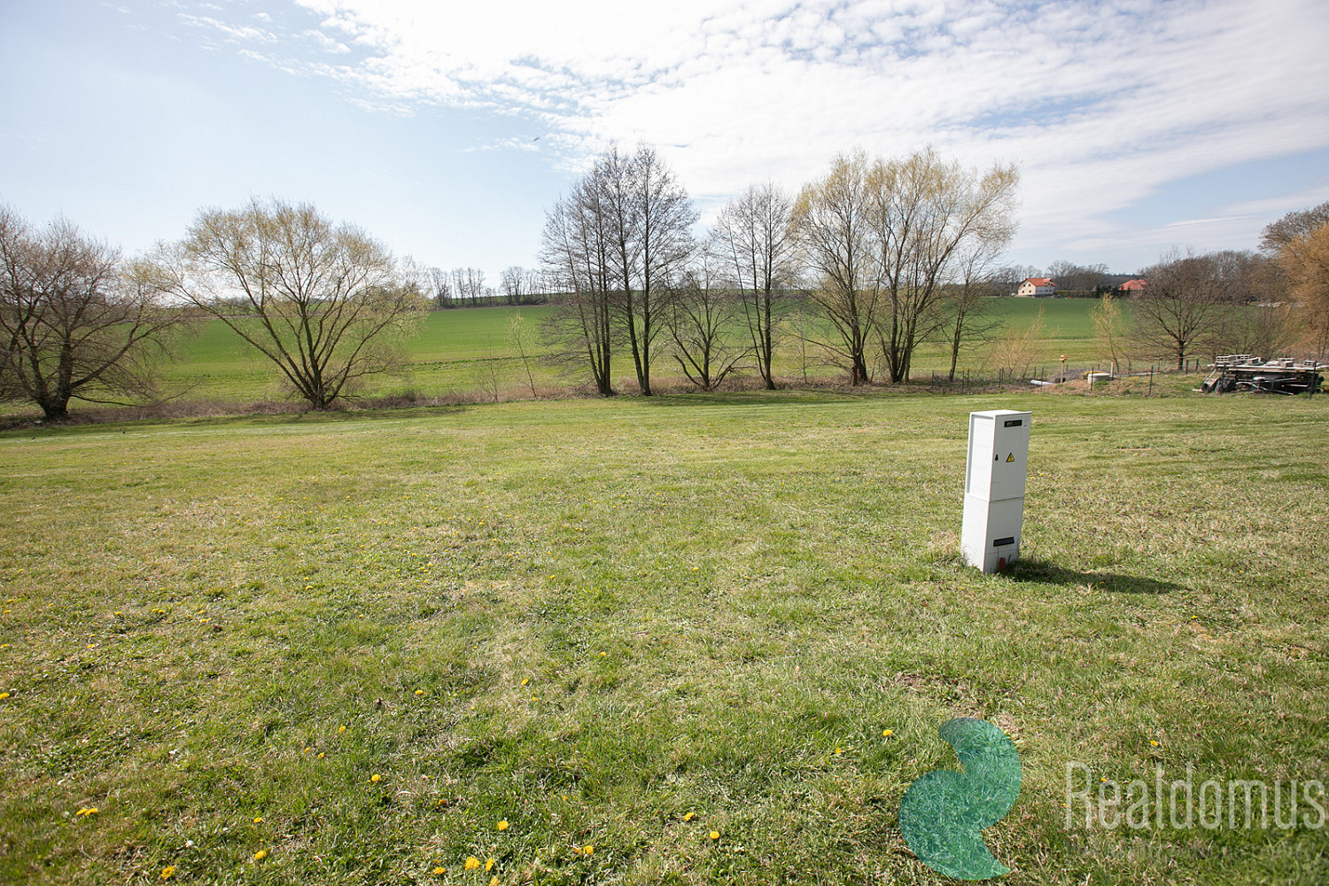 Prodej stavebního pozemku 1 892 m² — photo 2
