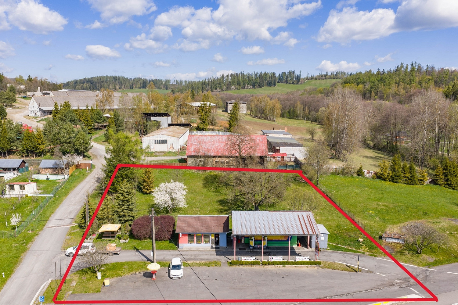 Prodej stavebního pozemku 3 285 m²