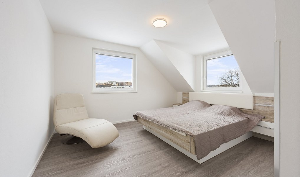 Prodej domu 207 m² s pozemkem 758 m², Praha – náhled fotky 17